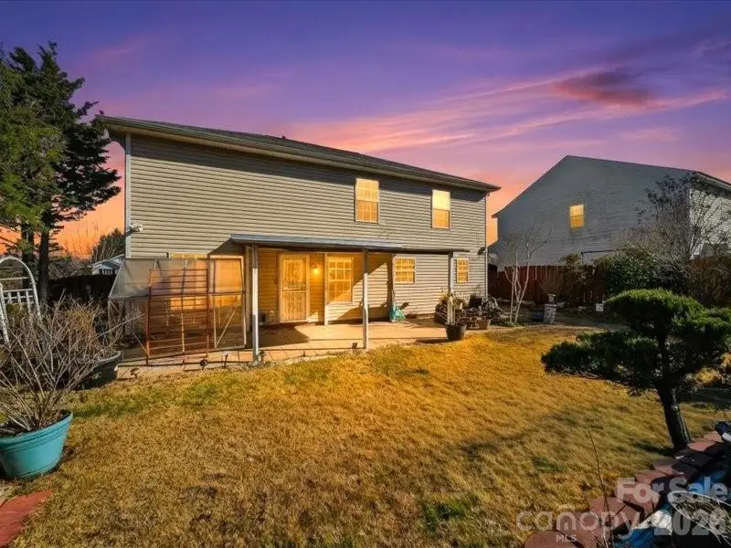 1968 8th Street Lane Se, Hickory, NC 28602 - #3