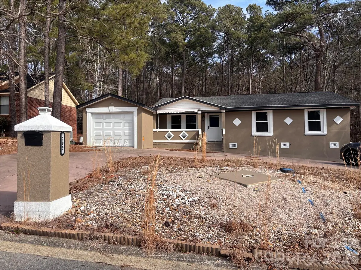 709 Meadowlake Drive, Columbia, SC 29203 - #1