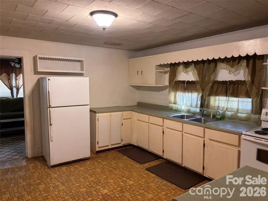 206 Railroad Street, Mooresboro, NC 28114 - #2