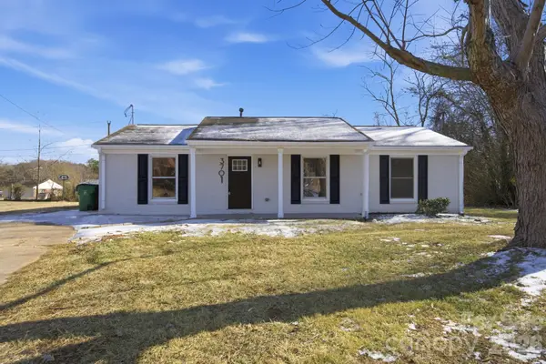 3701 Shoup Court, Charlotte, NC 28216