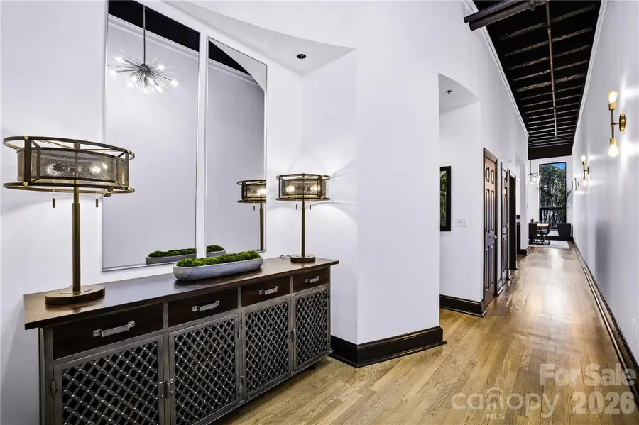 127 N Tryon Street #303, Charlotte, NC 28202 - Image #3