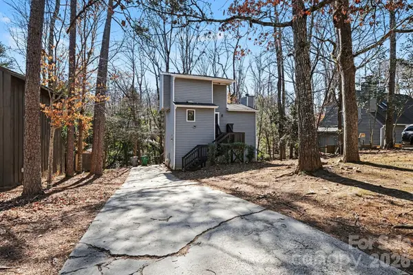 2312 Brook Canyon Drive, Charlotte, NC 28212