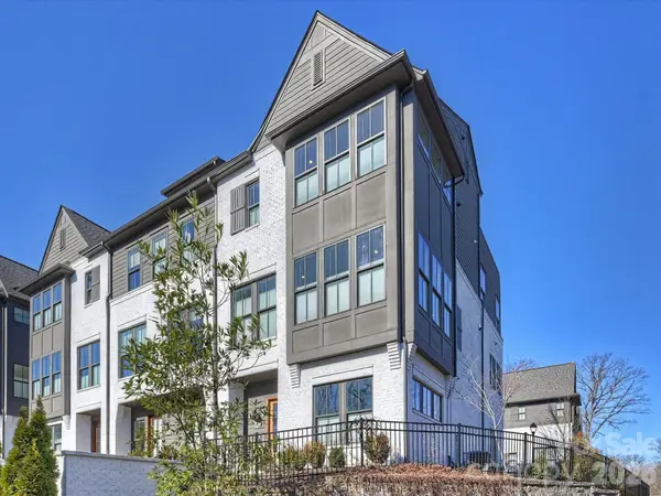 2428 Runnymede Lane, Charlotte, NC 28209