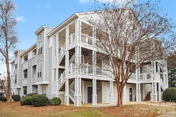 37 Hamiltons Harbor Drive #613, Lake Wylie, SC 29710