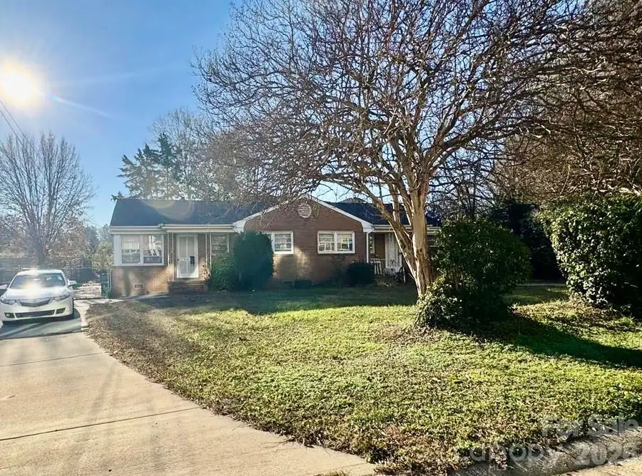 310 Hollis Road, Charlotte, NC 28209 - Image #3