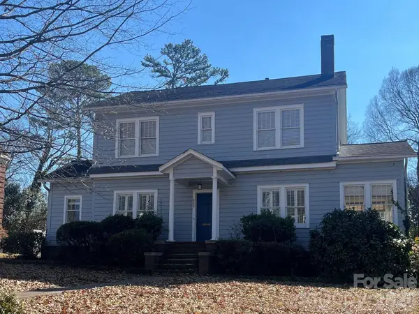 849 Henley Place, Charlotte, NC 28207