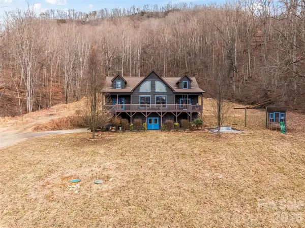 110 Mailon King Road, Leicester, NC 28748