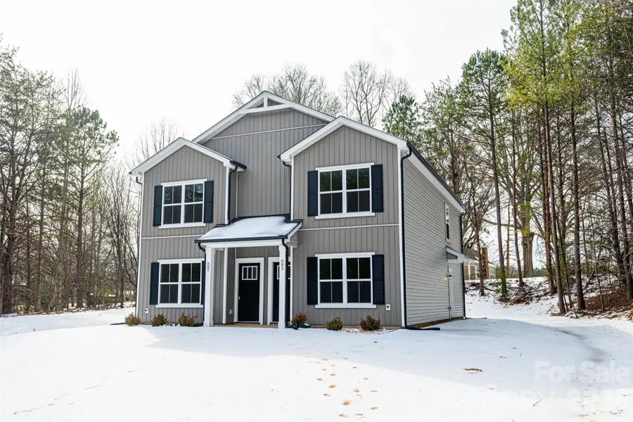 885 W 25th Street, Newton, NC 28658 - #3