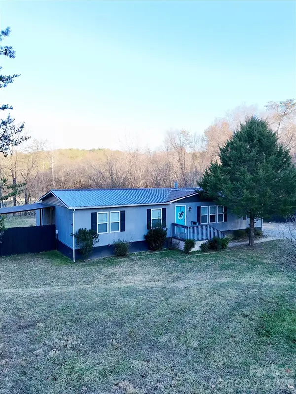 5425 Old Creek Road, Morganton, NC 28655