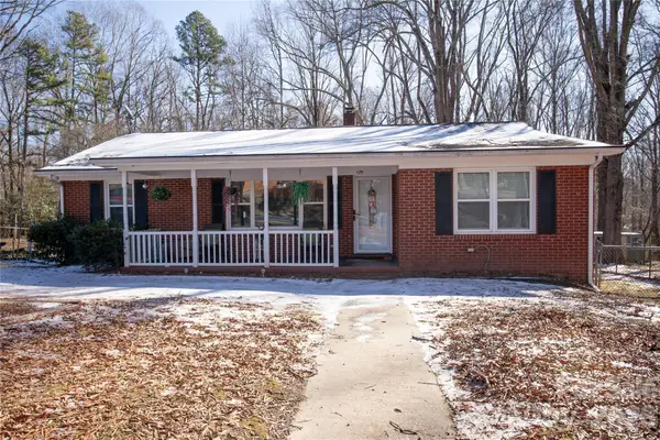 120 Lowry Row, York, SC 29745