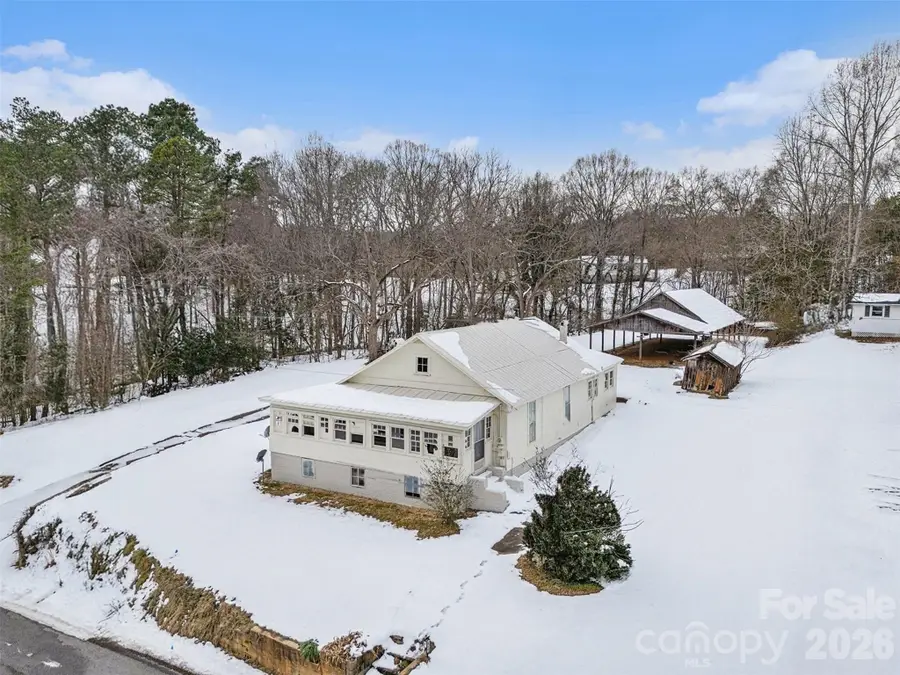 540 S Halifax Street, Mount Pleasant, NC 28124 - #2