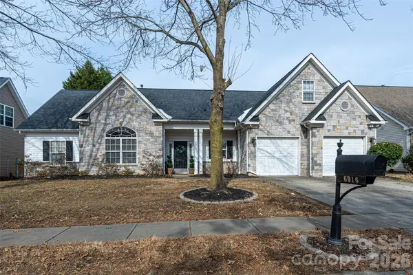 6016 Kirkwynd Commons Drive, Charlotte, NC 28278