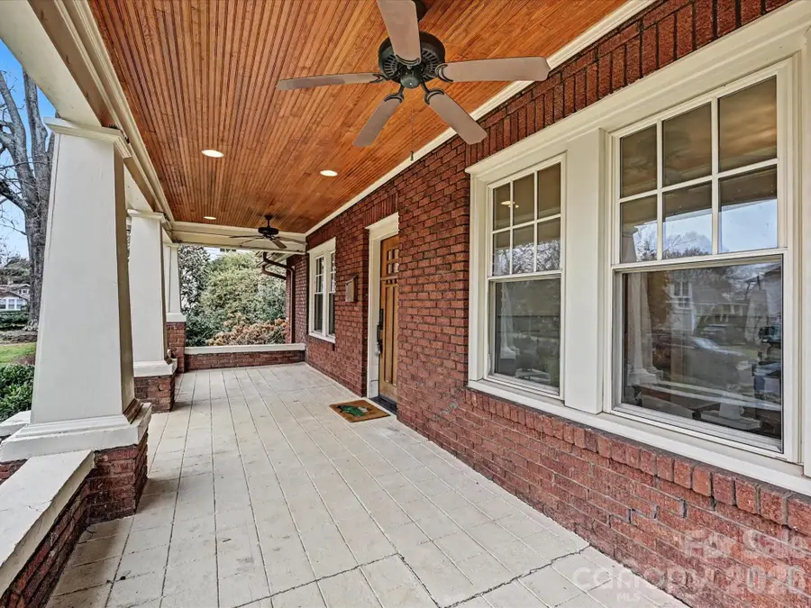 215 Circle Avenue, Charlotte, NC 28207 - #2