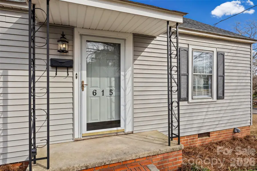 615 N Catawba Street, Lancaster, SC 29720 - Image #2