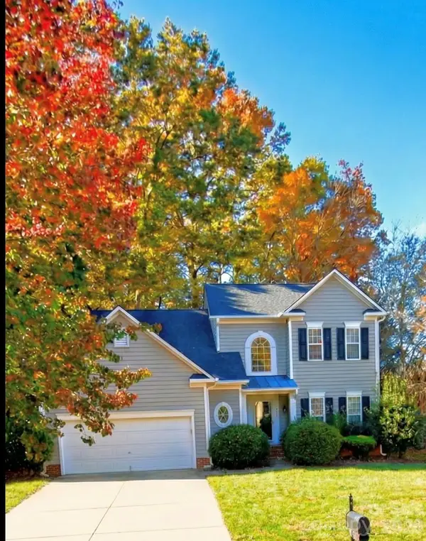 11627 Knightsdale Drive, Charlotte, NC 28277