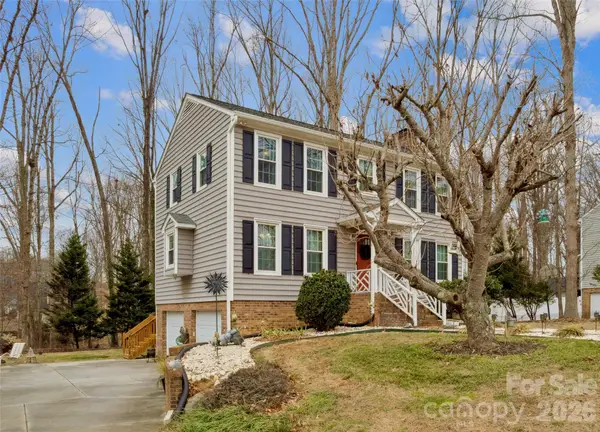 5220 Bridge Pointe Drive, Clemmons, NC 27012