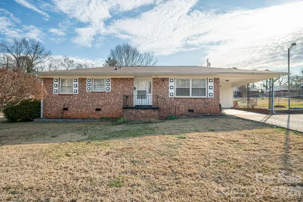 124 Burton Hills Circle, Gastonia, NC 28054