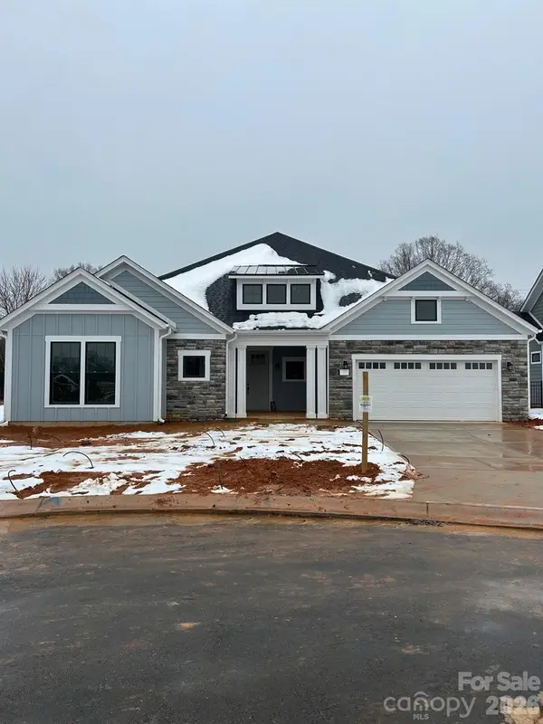 3015 Five Creek Road, Charlotte, NC 28213