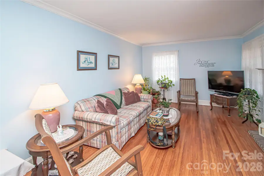 7218 Lakeside Drive N, Charlotte, NC 28212 - #2