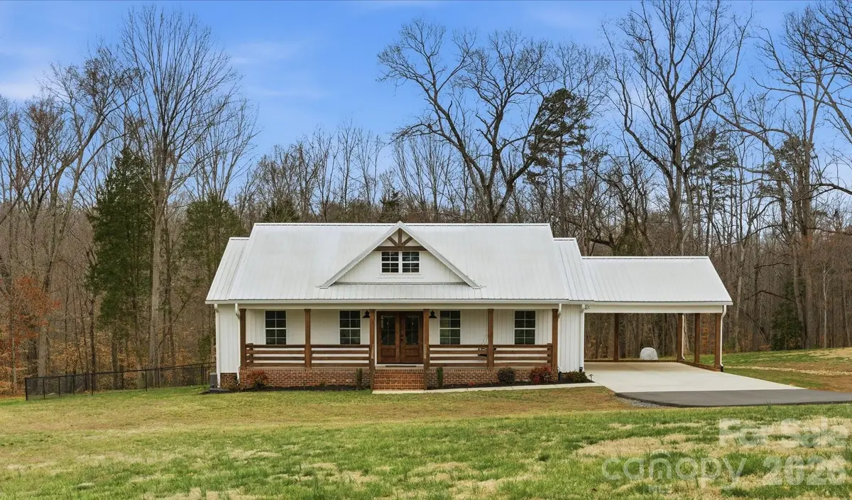 715 Miles Road, Dallas, NC 28034 - #1