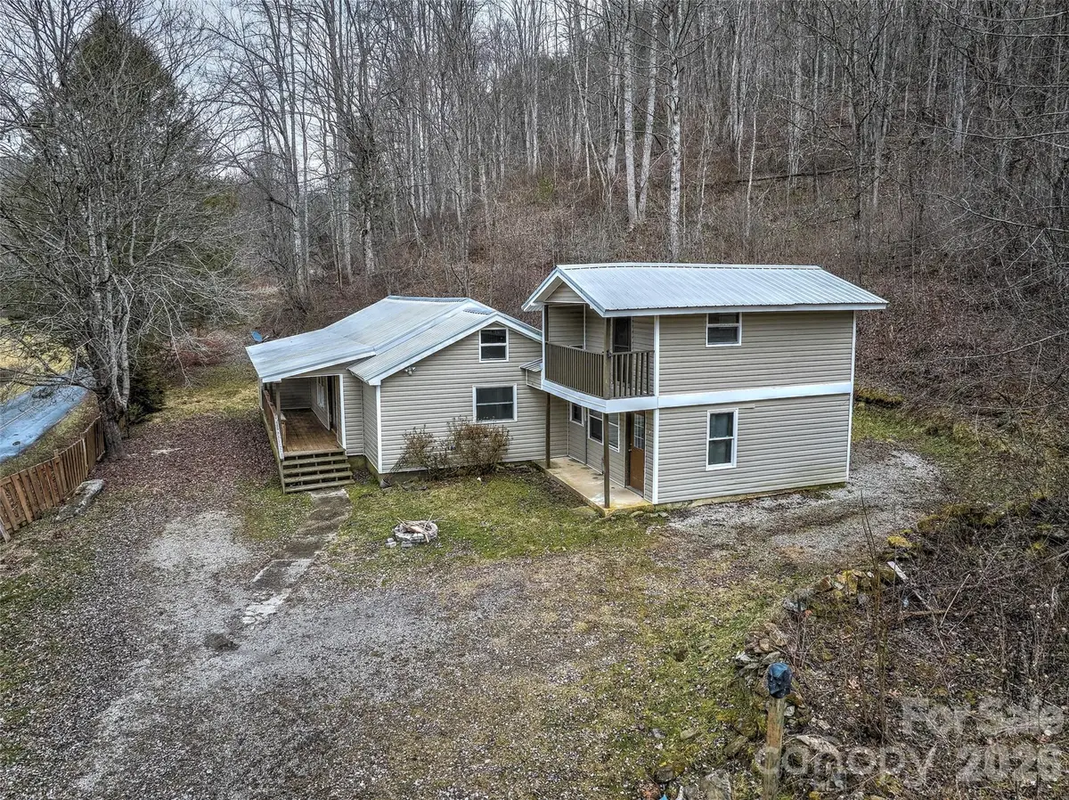 1101 Otter Creek Road, Topton, NC 28781 - Image #1
