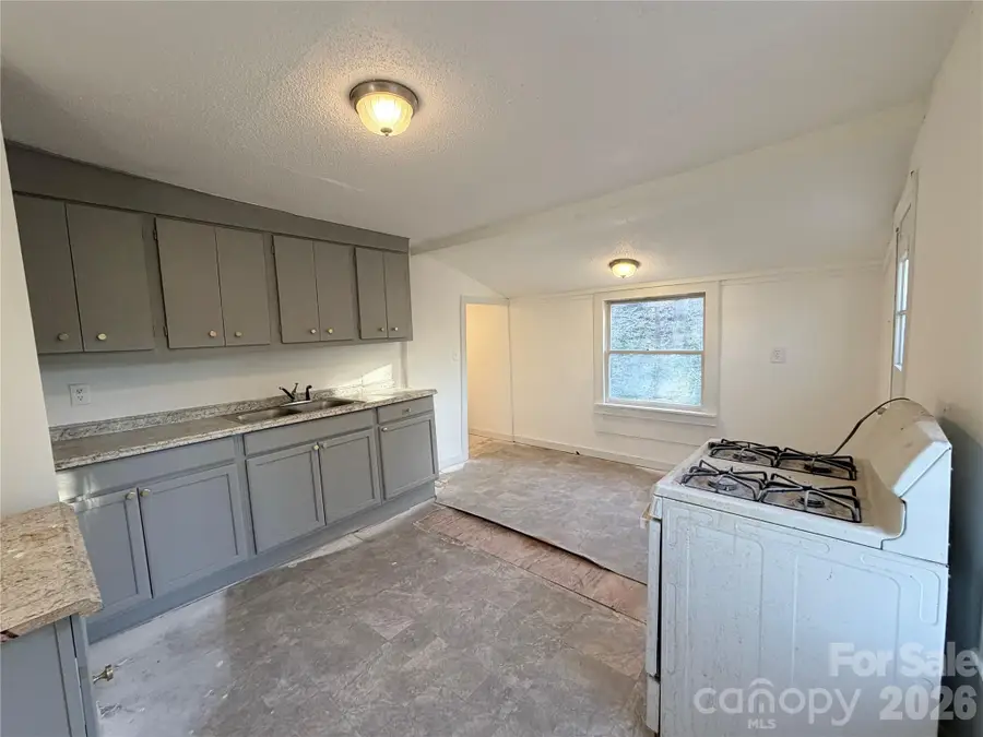 375 Graham Drive Sw, Concord, NC 28025 - Image #2