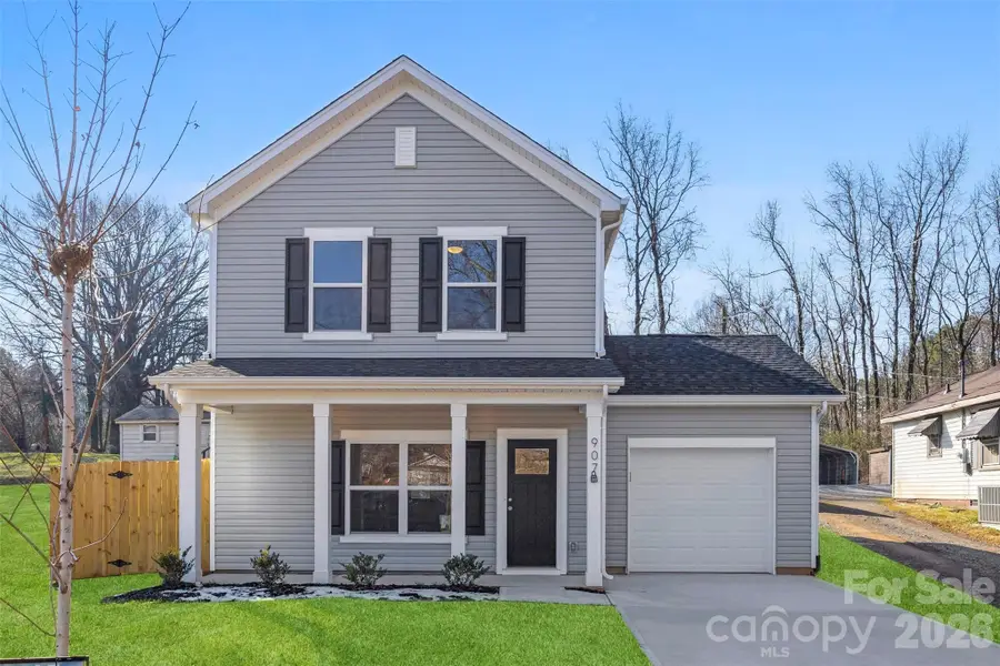 907 W Georgia Avenue, Bessemer City, NC 28016 - #2