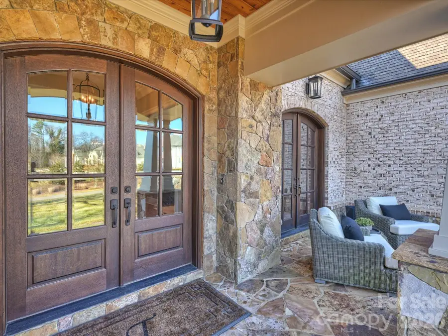 104 Crest Court, Matthews, NC 28104 - #3