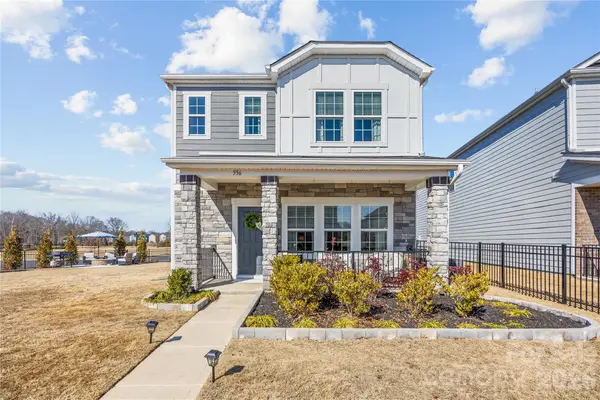 556 Cranford Drive, Pineville, NC 28134