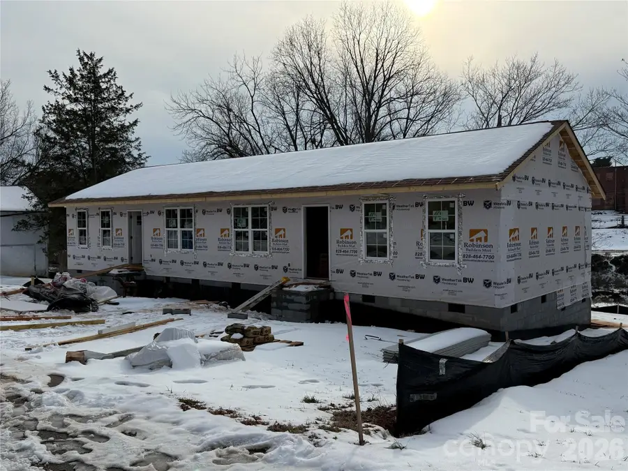 432 & 436 N Caldwell Avenue, Newton, NC 28658 - #2