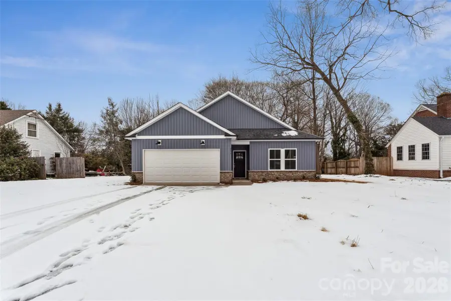 216 Magnolia Street, Statesville, NC 28677 - #2