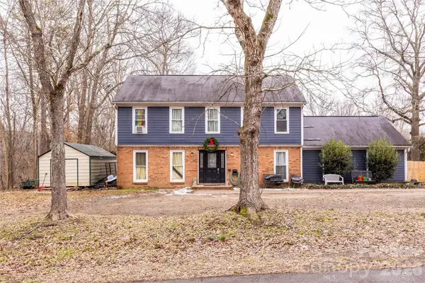 6805 Porterfield Road, Charlotte, NC 28226