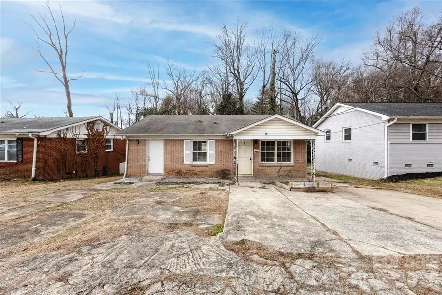 1628 Eastway Drive, Charlotte, NC 28205 - #2