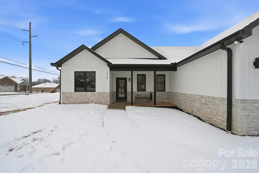 330 E Pine Street, Maiden, NC 28650 - #3