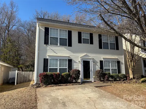 3325 Braden Drive, Charlotte, NC 28216