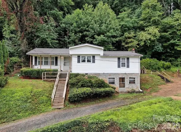 9 Alzena Road, Sylva, NC 28779