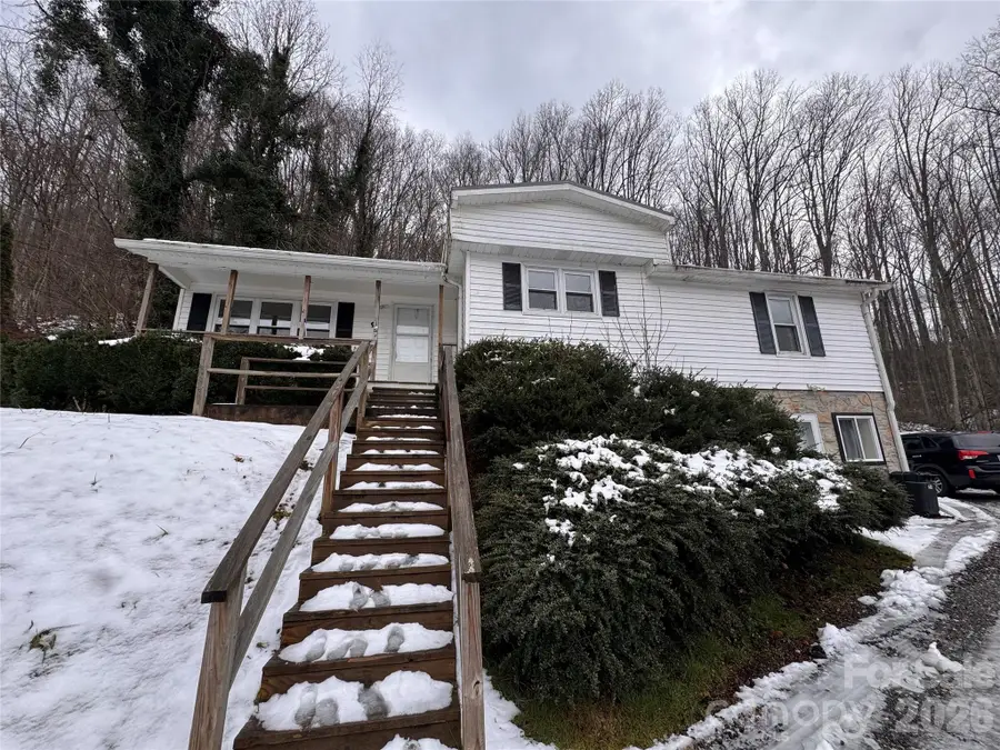 9 Alzena Road, Sylva, NC 28779 - #3