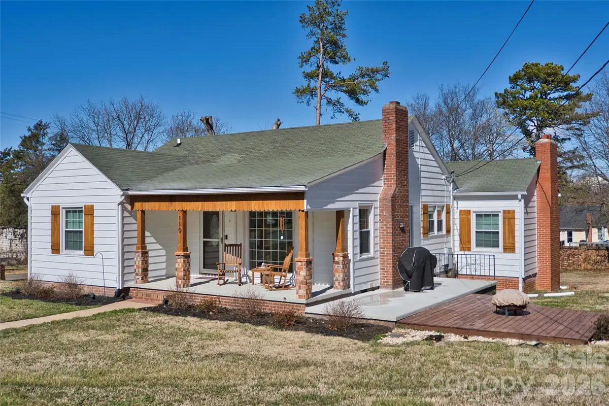 110 W Henry Street, Belmont, NC 28012 - #1