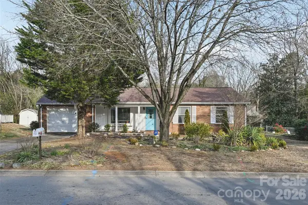 7633 Holly Hill Road, Charlotte, NC 28227