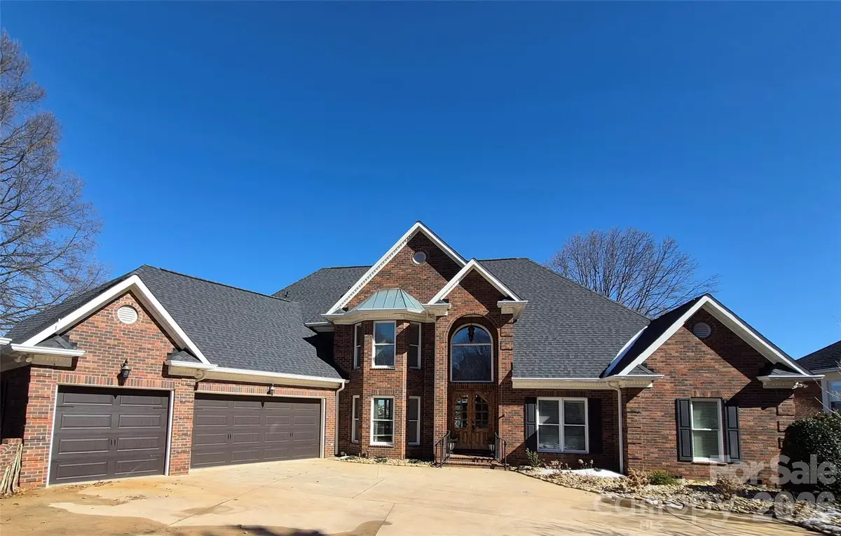 20410 Island Forest Drive, Cornelius, NC 28031 - #1