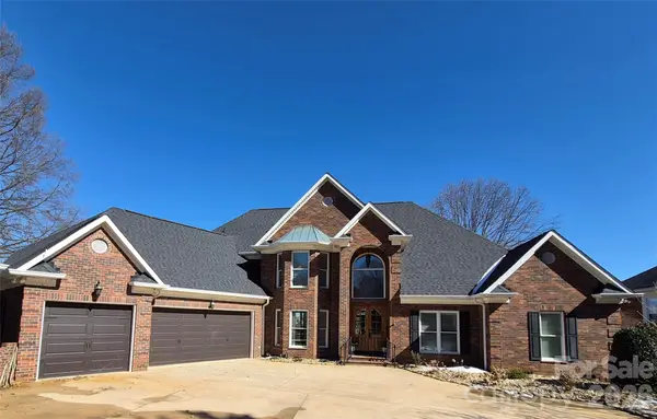 20410 Island Forest Drive, Cornelius, NC 28031