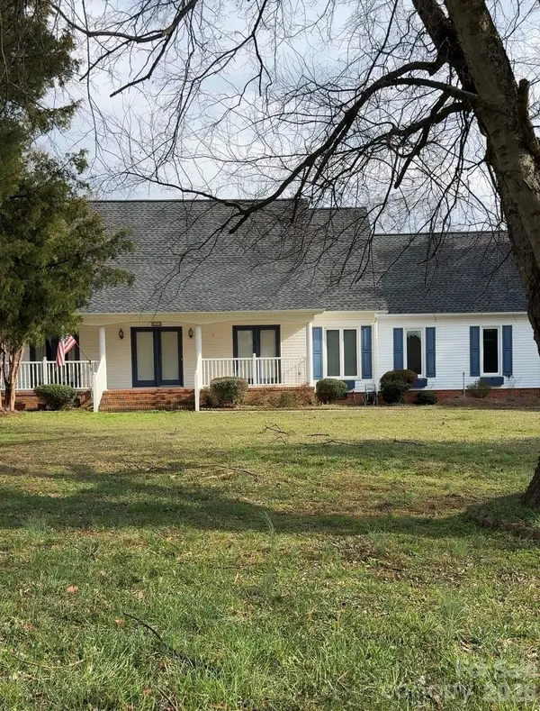 1347 Meadow Lakes Road, Rock Hill, SC 29732