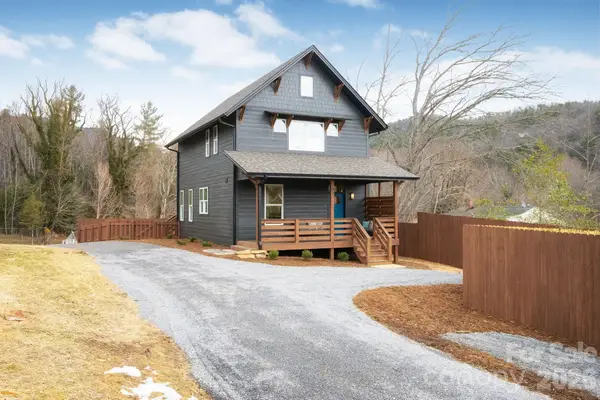 207 Ferrell Lane, Black Mountain, NC 28711