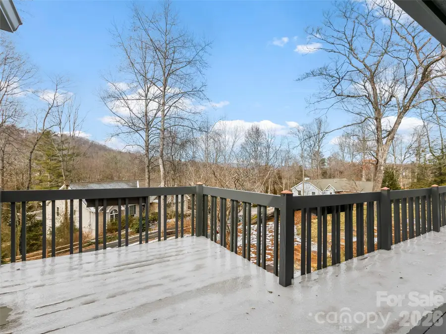 2731 Miller Lane, Hendersonville, NC 28791 - #2