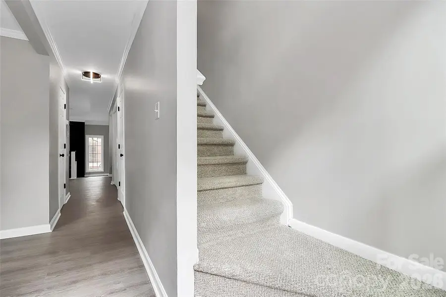 7929 Charter Oak Lane, Charlotte, NC 28226 - Image #2