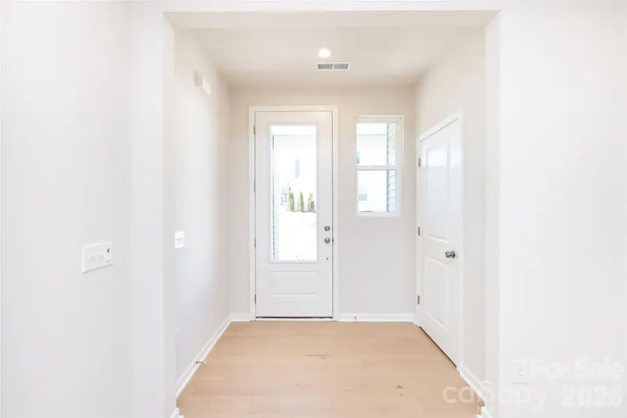 6005 Longar Lane, Charlotte, NC 28269 - Image #3