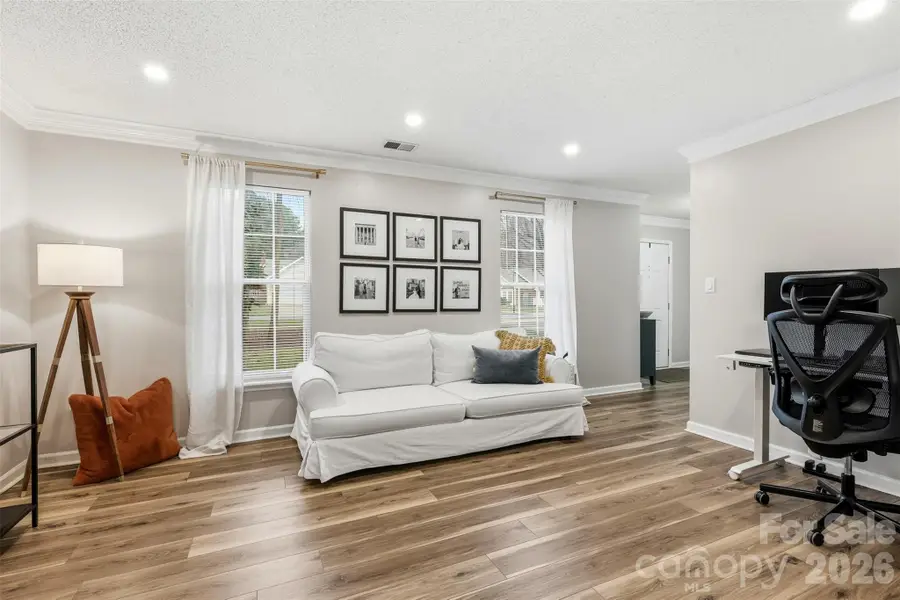 12208 Woodbend Drive, Matthews, NC 28105 - Image #2