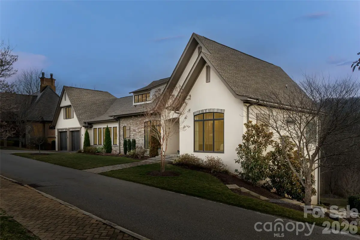 22 Snap Dragon Court, Asheville, NC 28804 - #1