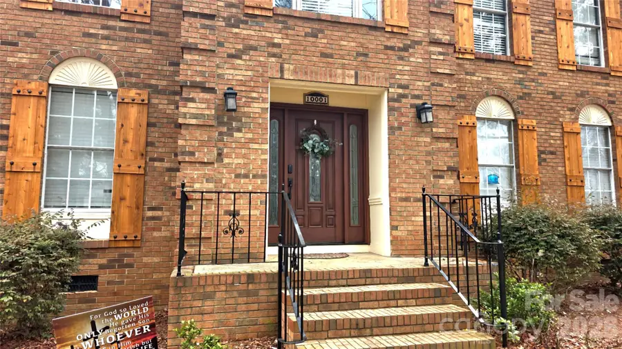 10001 White Cascade Drive, Charlotte, NC 28269 - #2