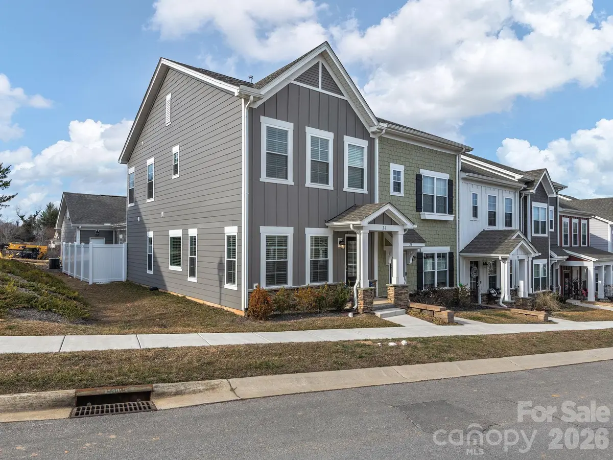 26 Walnut Springs Drive, Asheville, NC 28804 - #1